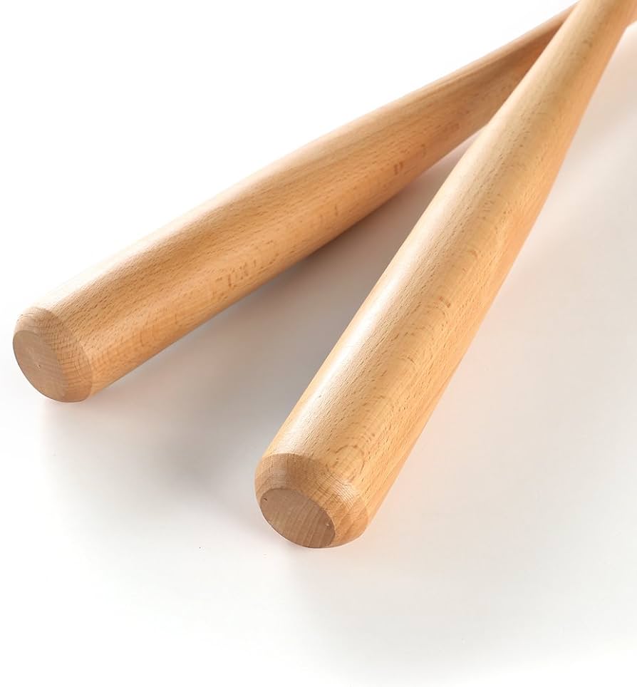 صورة عصا خشبية خاصة بتثبيت النباتات garden rake handle