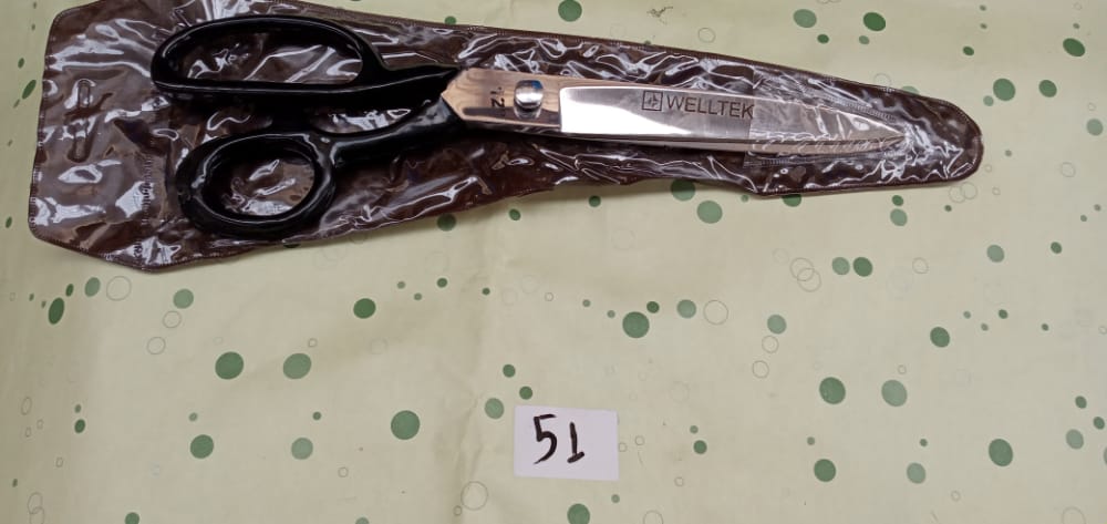 صورة مقص 12 انش  باكستاني   51