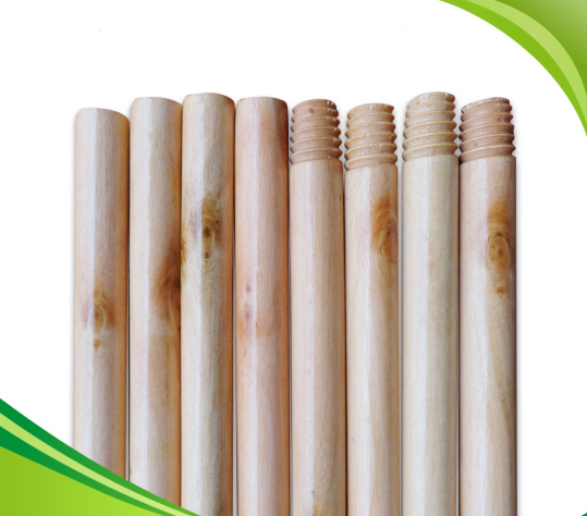 صورة يد مكنسه مسننه خشبيه WOODEN HANDLE WITH THREAD - عصا خشبية
