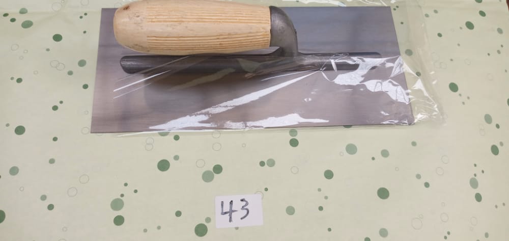 صورة بروه المساحه بيد خشبيه   43