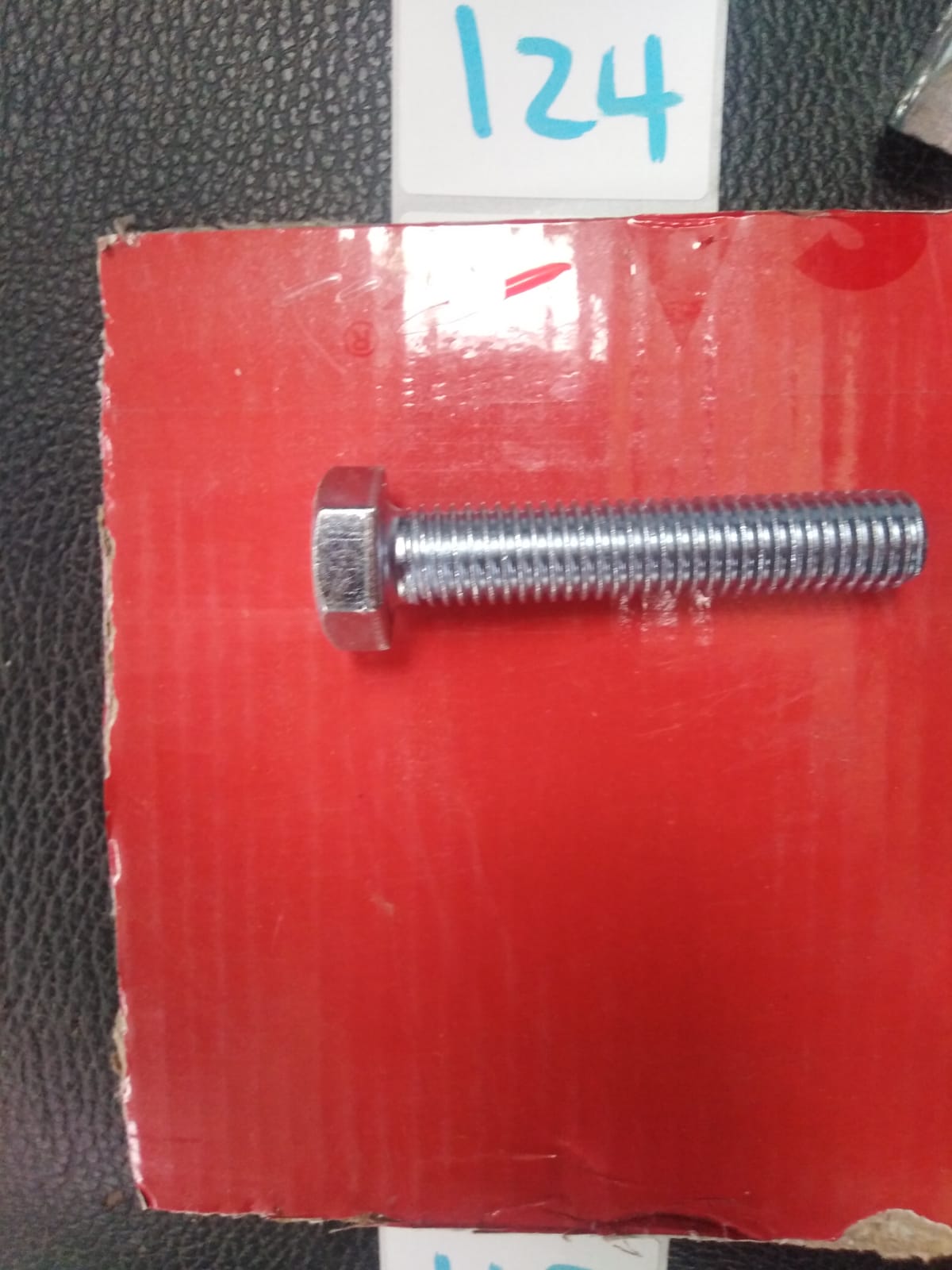 صورة 100جرام برغي 12  مم *   60 مم  (   124 )