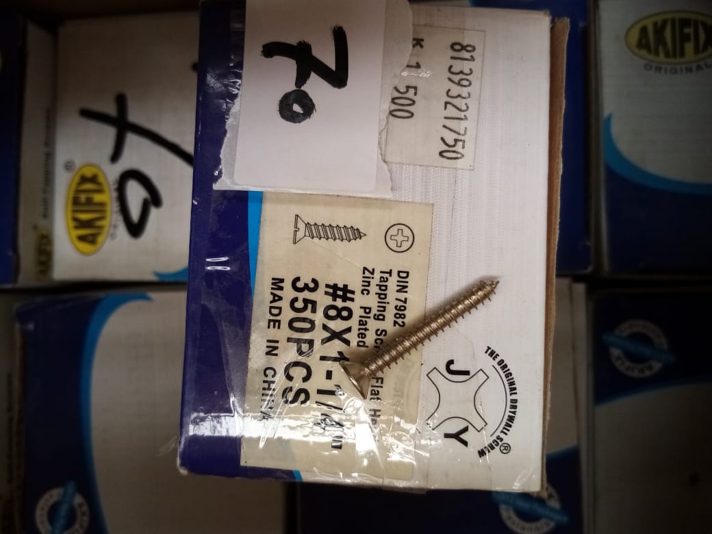 صورة SELF TAPPING NICKLE FLAT #8*1-1/4"(350)PCS (70)GAMALI