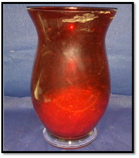 صورة فازة  زجاجيه كلوديا اللون احمر  